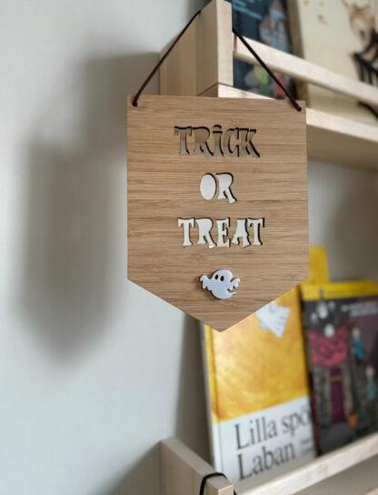 Vimpel - Trick or treat